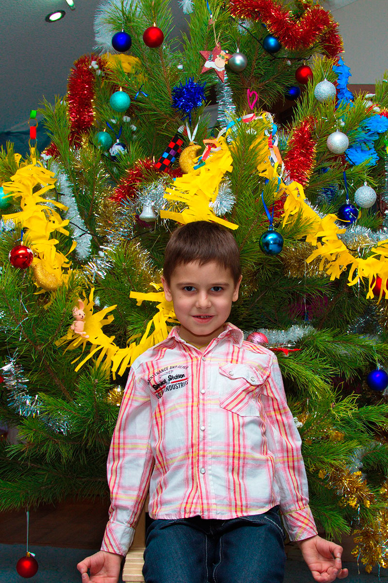 Фотоальбом: Новый год 2015, Частный детский сад (по методике Монтессори) Умнички - 1WO8gcyUOwc.jpg