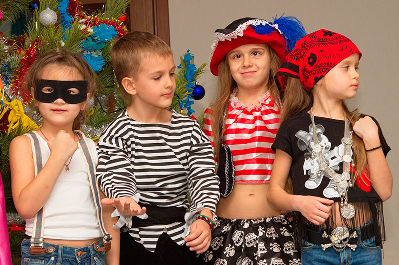 Фотоальбом: Новый год 2015, Частный детский сад (по методике Монтессори) Умнички - Xtb0Gtyj14c.jpg