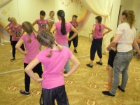Фотоальбом: Танцы, Детский центр Страна друзей - img15.jpg