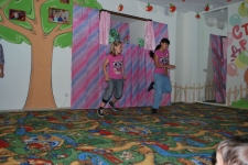Фотоальбом: Танцы, Детский центр Страна друзей - img19.jpg