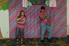 Фотоальбом: Танцы, Детский центр Страна друзей - img34.jpg