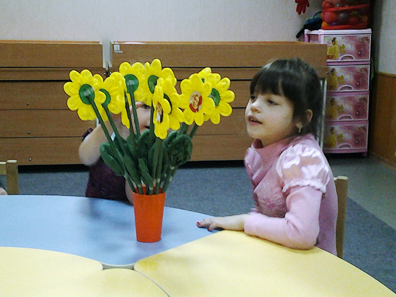 Фотоальбом: Цветочки для мам, Детский сад  Удача - 20141128_155813.jpg