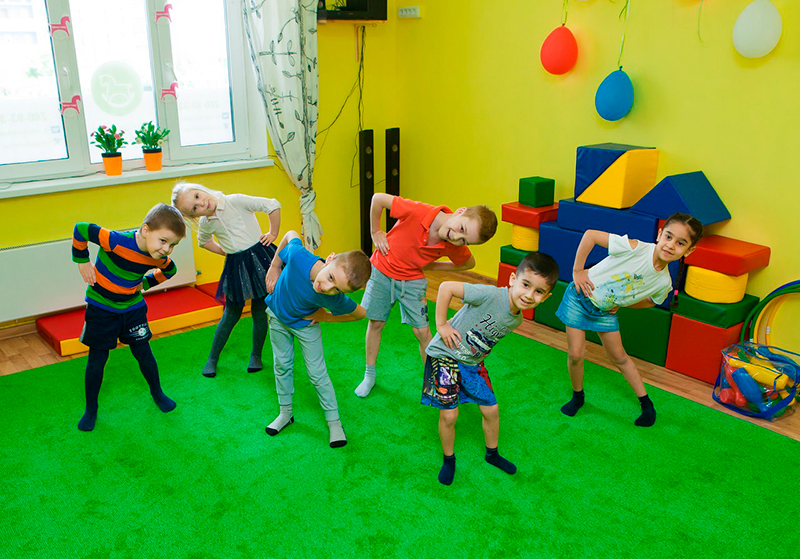 Фотоальбом: Учимся играя, Детский сад Оскар бэби - AhfkOfBns1Q.jpg